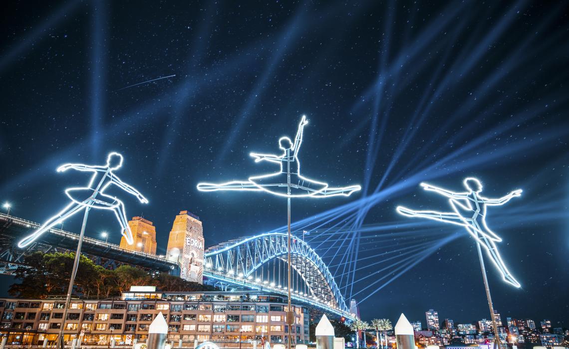 비비드 시드니(Vivid Sydney) 2019 Campbells Cove를 비추는 발레리나 조명 설치 더 록스(The Rocks) 경내 비비드 시드니(Vivid Sydney)2019